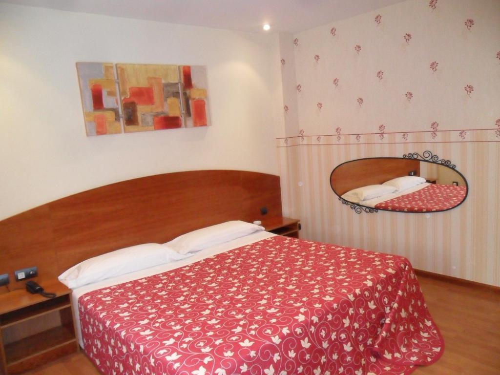 Motel Emporio Cabezón de Pisuerga Εξωτερικό φωτογραφία