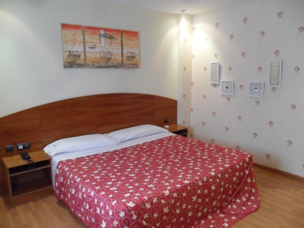 Motel Emporio Cabezón de Pisuerga Εξωτερικό φωτογραφία